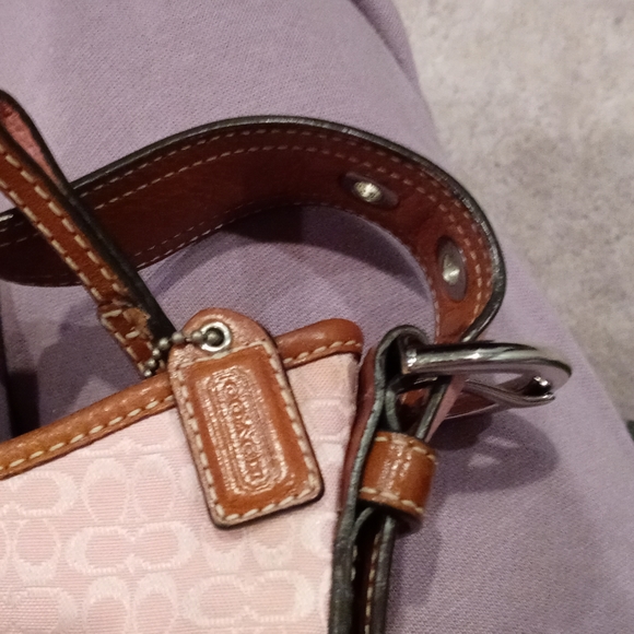 Coach vintage signature bag. - Picture 7 of 14